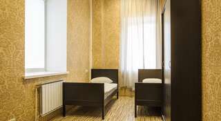 Гостиница Ussuri-Hostel Екатеринбург Кровать в двухместном номере с двумя отдельными кроватями-1