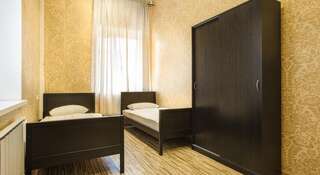 Гостиница Ussuri-Hostel Екатеринбург Кровать в двухместном номере с двумя отдельными кроватями-3